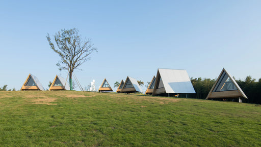Wiki tribe is a series of timber cabins designed and built by families in China